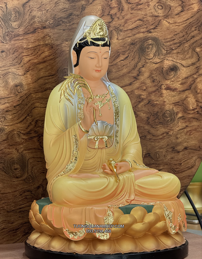 Tượng Quan Âm bằng composite đẹp màu vàng