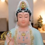 Tượng Phật Bà Quan Âm Áo Rủ Xanh Ngọc đẹp QA-006