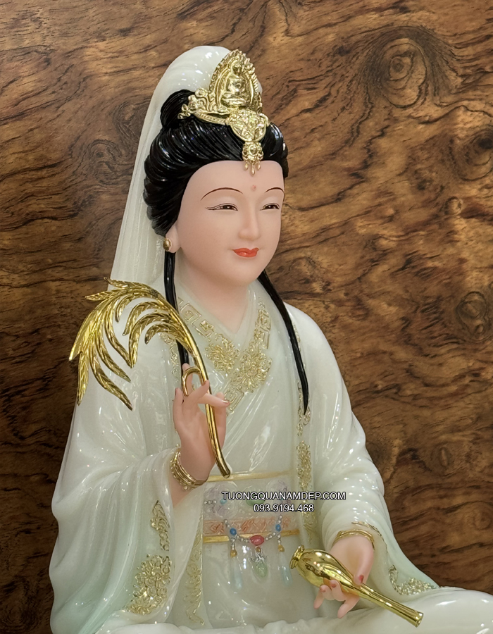 tượng Phật Bà Quan Âm xanh ngọc viền vàng đẹp