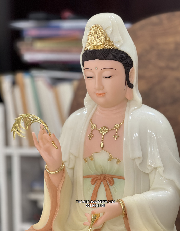 Tượng Quan Âm Vẽ Gấm Non Nước đẹp bằng bột đá